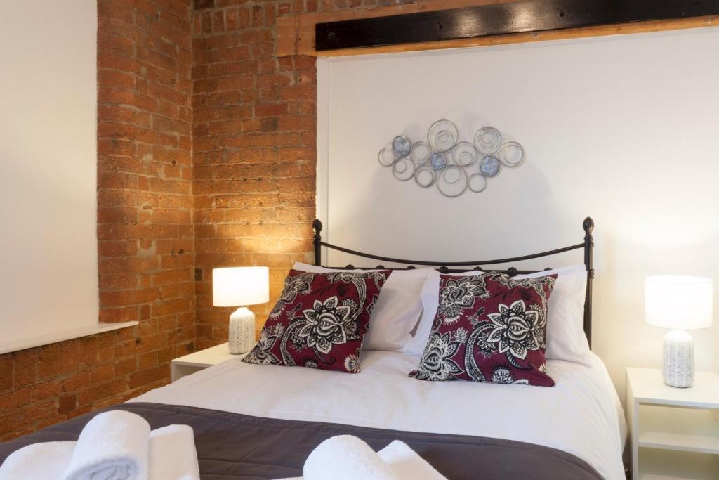 Raleigh Loft room 1